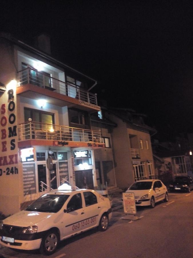 Vila De Turist โนวาวาโรช ภายนอก รูปภาพ
