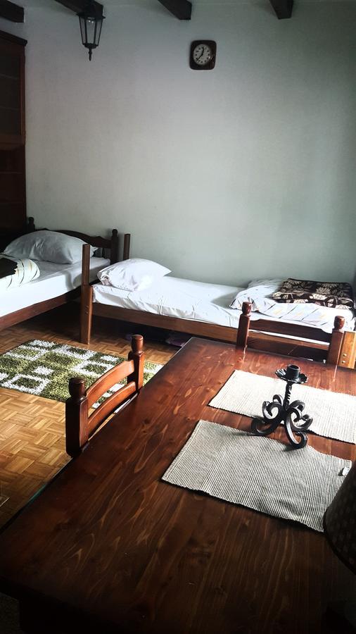 Vila De Turist โนวาวาโรช ภายนอก รูปภาพ